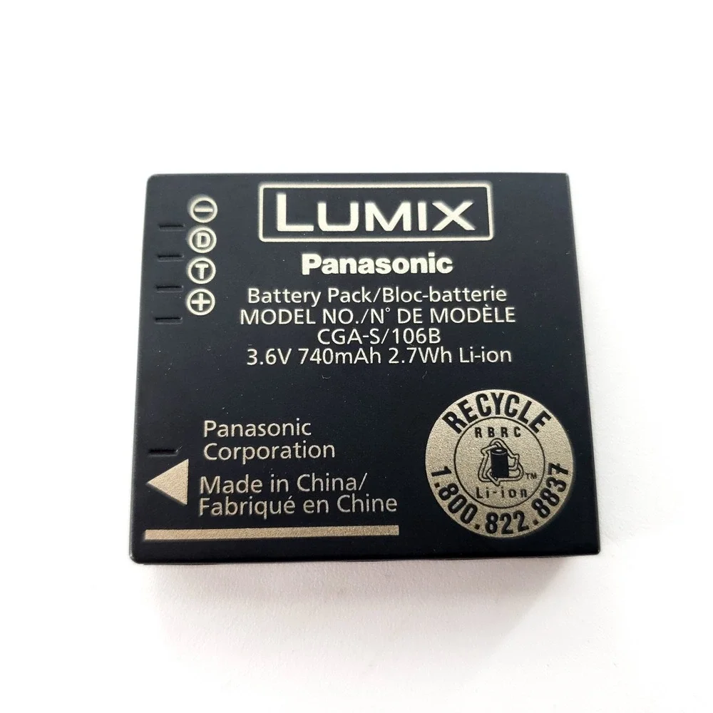 Panasonic LUMIX DMC-FH22 14.1MP Digital Camera ***DEAD LCD SPOTS*** Tested READ